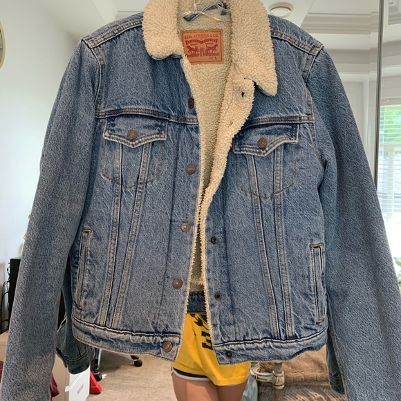LEVIS SHERPA DENIM JACKET - Picture 2 of 3